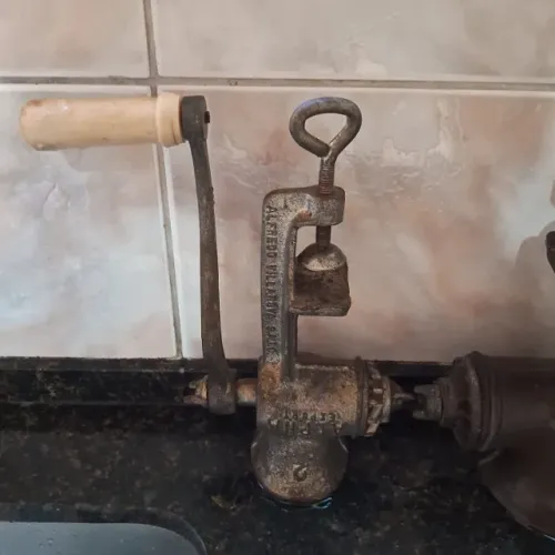  [LEIA A DESCRIÇÃO] Moedor de carne antigo
