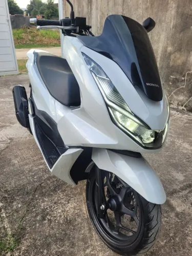 Honda pcx 2025