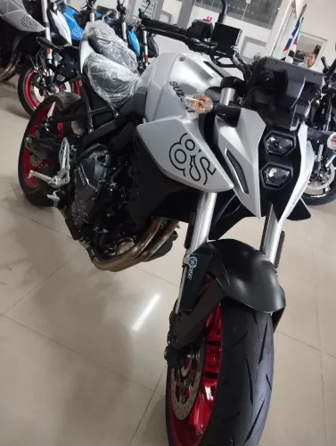 GSX-8S DISPONÍVEL 
