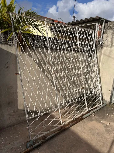 Portão em grade