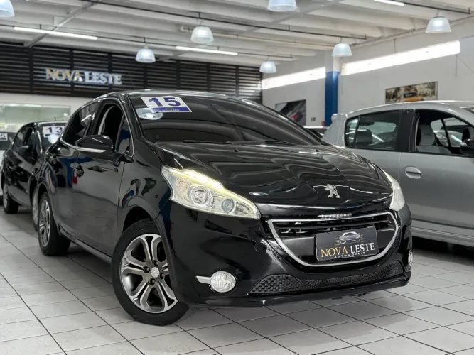 Peugeot 208 Griffe 1.6 Flex 16V 5P Aut. 2015