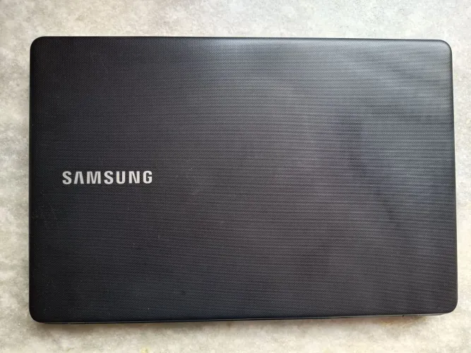 Notebook Samsung NP300E Celeron 7° geração