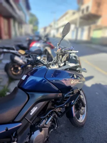 Vestrom 1000 moto de garagem