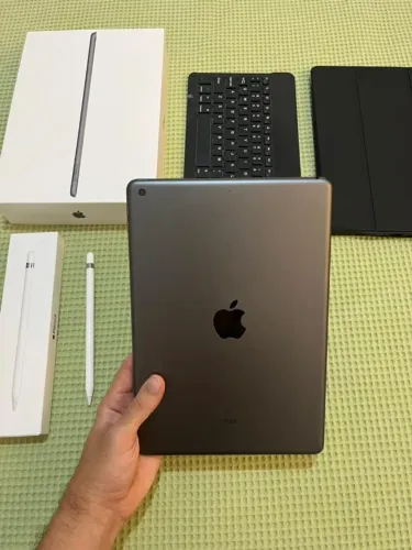 iPad 9ª geração 256GB + Apple Pencil + Acessórios 