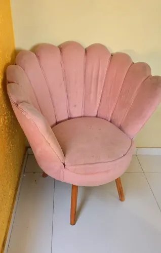 Cadeira de pétalas decoração