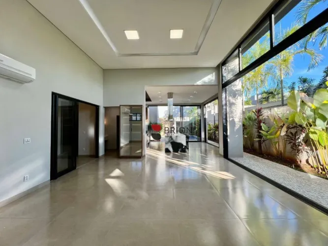 Casa térrea alto padrão com 290m², 4 quartos/suítes para venda e locação no Condomínio Alp