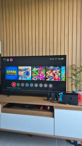 Nintendo Switch V2 na Caixa + Cartão 128GB + Conta com Jogos Digitais -R$ 2.200,00
