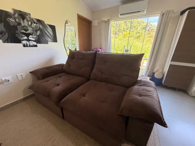 Sofá cama retrátil e reclinável