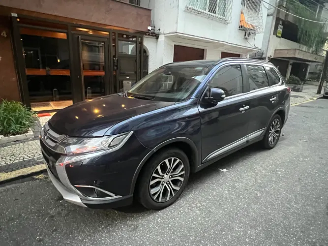Mitsubishi Outlander 2.2 165cv Diesel Aut. 2016