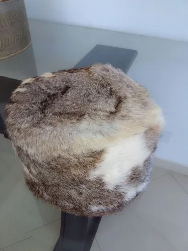 Chapéu russo, pele natural, feito em 1975, sem uso, novo, beanie, papakha, exclusivo