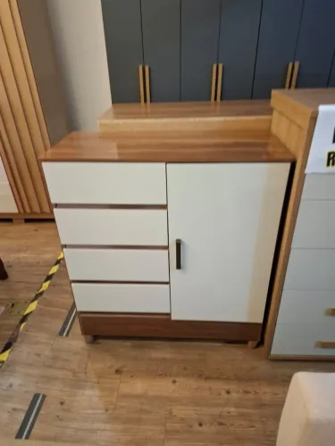 Comoda sapateira 1 porta e 4 gavetas