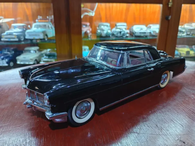 Miniaturas 1/18