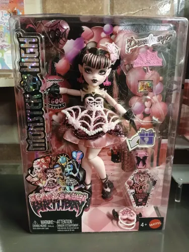 Pronta entrega Monster high Draculaura sweet birthday 