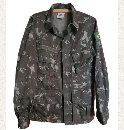 Casaco camuflado