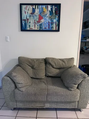 Vendo sofá 2 lugares