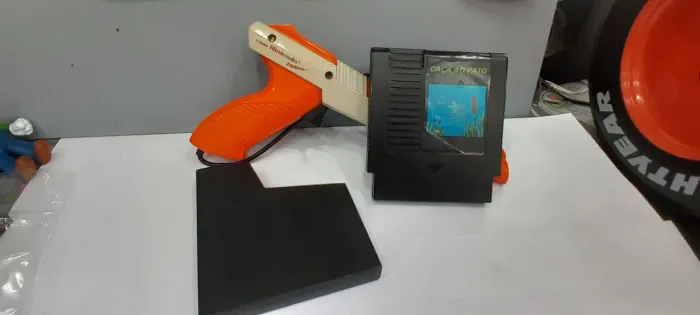 Pistola nitendo nes + jogo caça ao pato