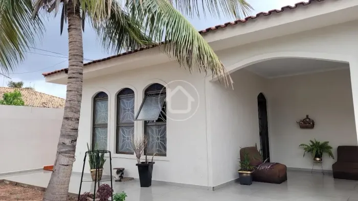 CASA TÉRREA NO TAVEIROPOLIS