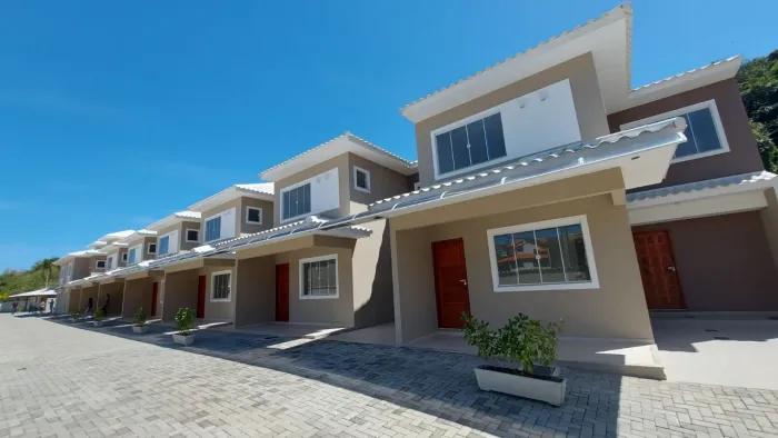 Casa à venda, 99 m² por R$ 395.000,00 - Ponta Negra - Maricá/RJ