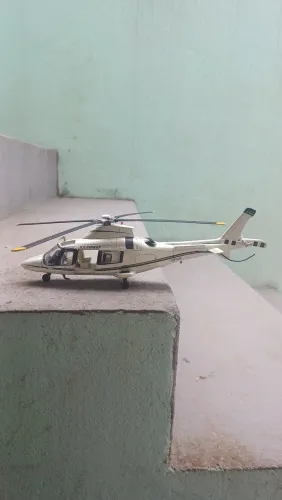 Helicóptero AW 109 power Scala 1:43