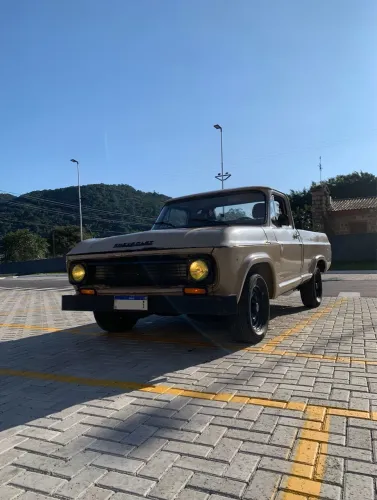 Chevrolet C-10 2.5/4.1 1974