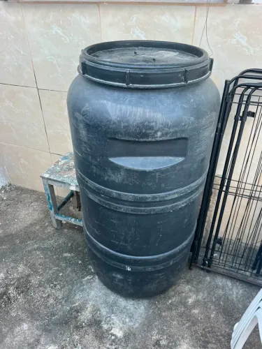 Tonel grande - preto - 300 litros