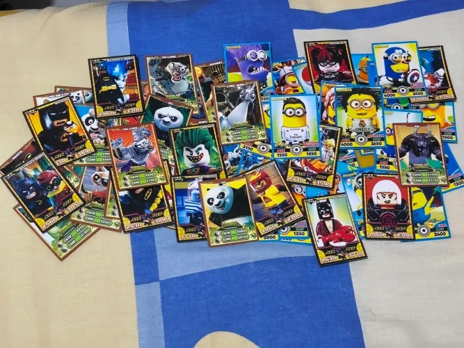 Mega Lote Cards Colecionáveis Antigos - Minions, Batman Lego, Kung Fu Panda 
