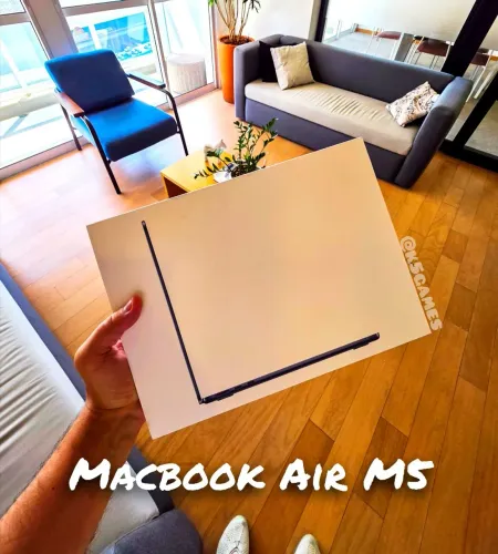 Macbook Air M5 15 16GB 512GB Space Black - Lacrado -  RETIRE AGORA ABC SP 
