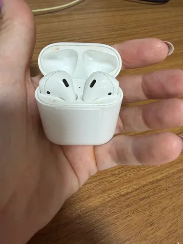Air Pods Apple