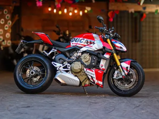 DUCATI STREETFIGHTER V4 S 1103cc 1100 cc 