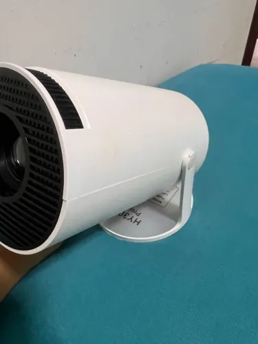 Vende-se Projetor Full 4K