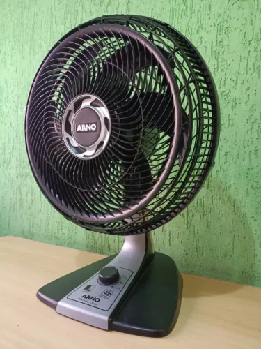 Ventilador Arno 40 cm (tamanho grande). Seminovo. Perfeito funcionamento. Excelente estado