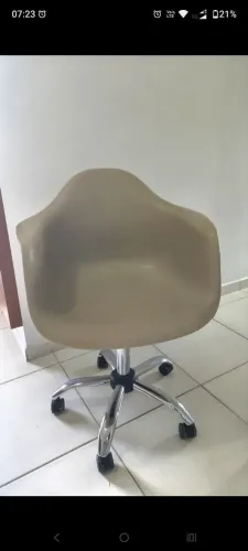 Cadeira giratória 