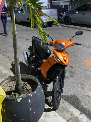 YAMAHA CRYPTON 115 2015 |  | 115CC | 4 MARCHAS | FREIO A DISCO | PRONTA PARA RODAR