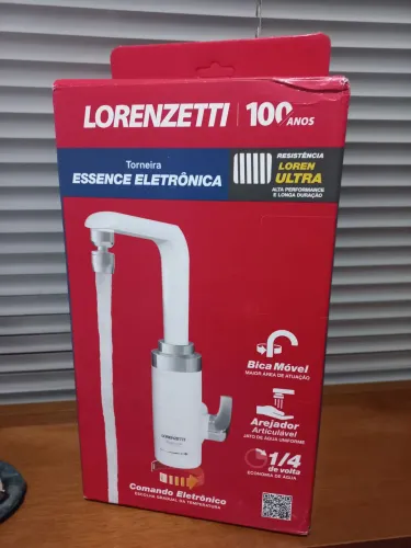 Torneira elétrica Lorenzetti Essnce, cromada, de mesa, 220 V.