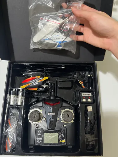 Helicóptero que voa