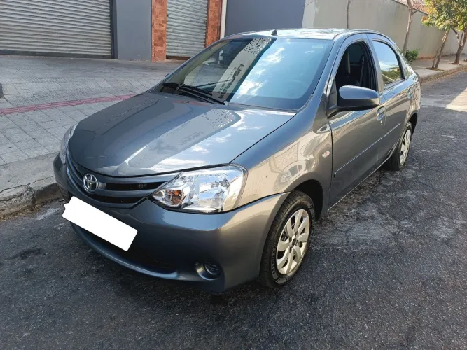 Toyota Etios XS Sedan 1.5 Flex 16V 4P Mec. 2015