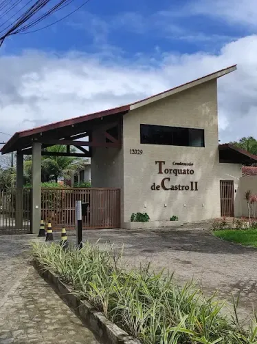 Imóvel para venda tem 350 metros quadrados com 5 quartos em Aldeia dos Camarás - Camaragib