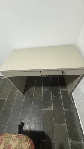 VENDO ESCRIVANINHA 