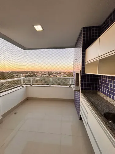 Imóvel para aluguel possui 102 metros quadrados com 3 quartos em Jardim Aclimação - Cuiabá