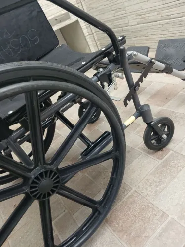 cadeira de roda.R$ 540,00