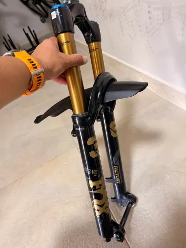 Suspensão Fox 36 160mm x2