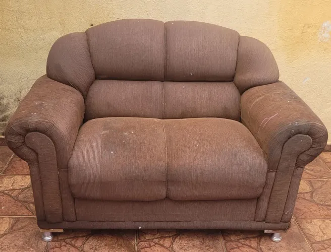 Sofá de 2 lugares
