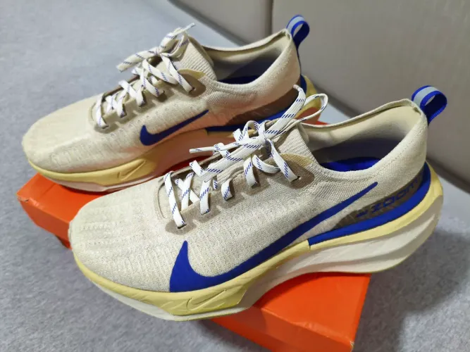 TÊNIS NIKE INVINCIBLE 3 ORIGINAL USADO CONSERVADO