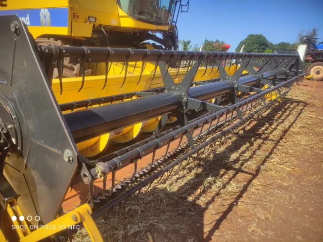 Plataforma New Holland 25pés 2012