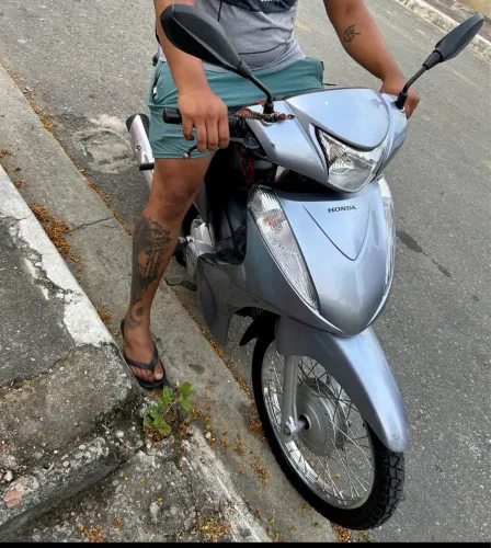 Vendo Honda biz 125