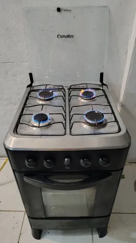FOGÃO FUNCIONANDO PERFEITAMENTE - ENTREGO
