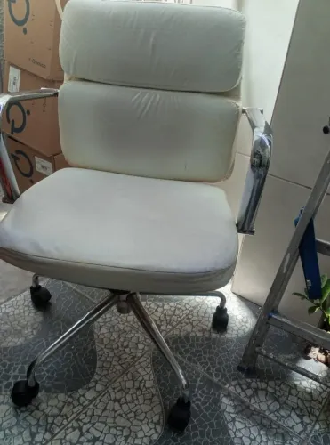Cadeira escritório vender logo
