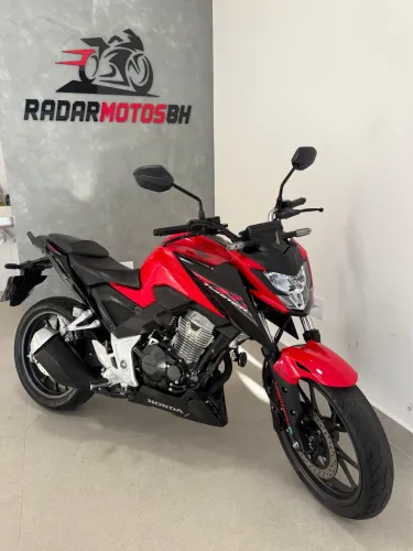 CB 300F 2024 | Apenas 20.000 Km | Único Dono