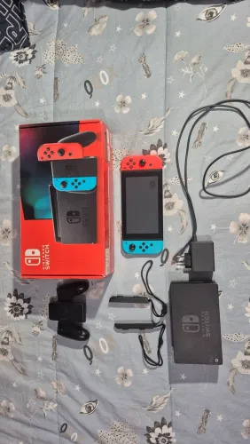 Nintendo Switch modelo V2 BLOQUEADO seminovo