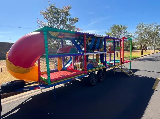 Locação de playground / pula pula